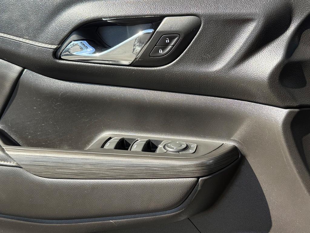 used 2023 GMC Acadia car, priced at $32,398