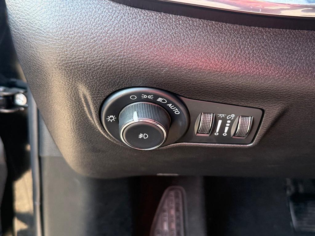 used 2022 Jeep Compass car, priced at $24,920