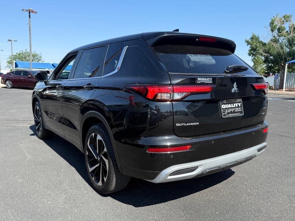 used 2024 Mitsubishi Outlander car, priced at $29,653