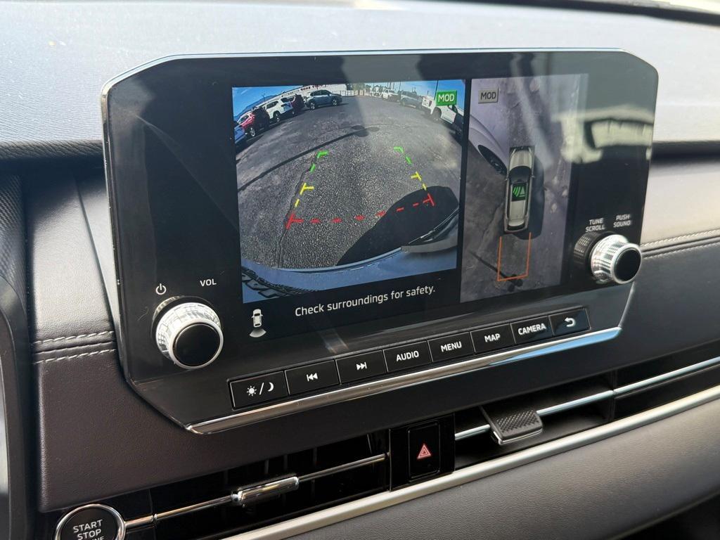 used 2024 Mitsubishi Outlander car, priced at $28,721