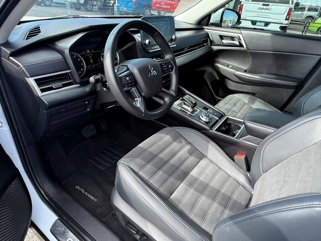 used 2024 Mitsubishi Outlander car, priced at $28,721