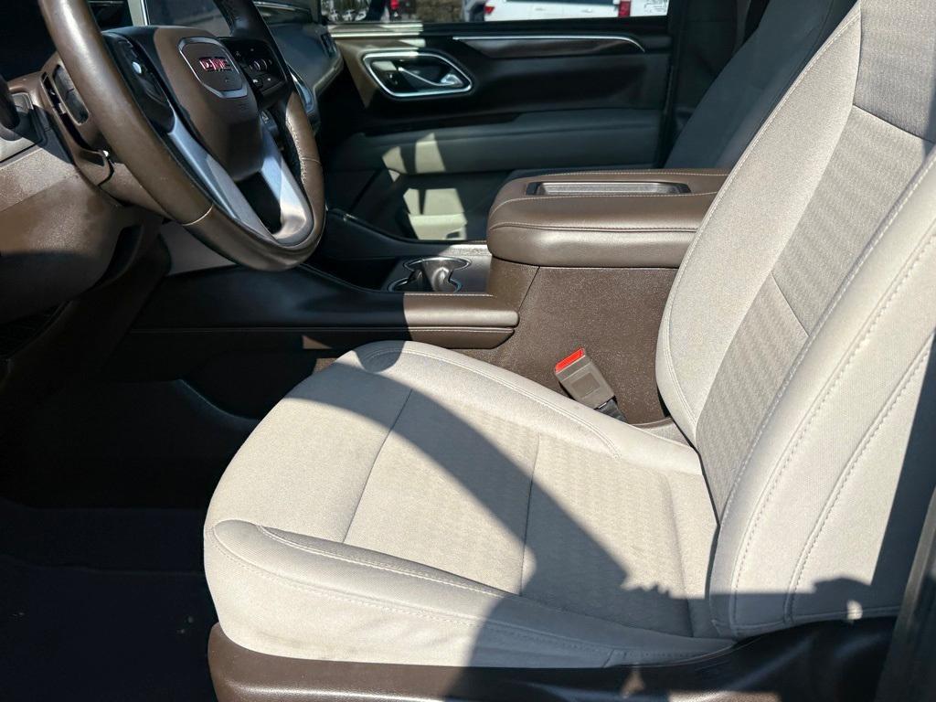 used 2023 GMC Yukon car, priced at $56,354