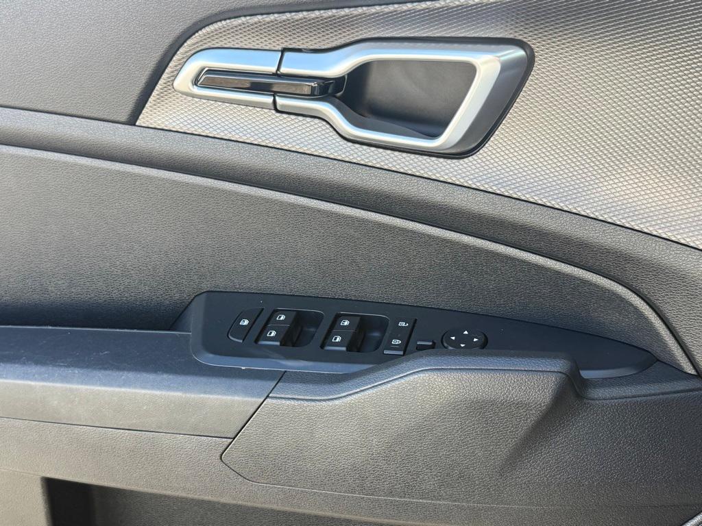 used 2023 Kia Sportage Hybrid car, priced at $24,995