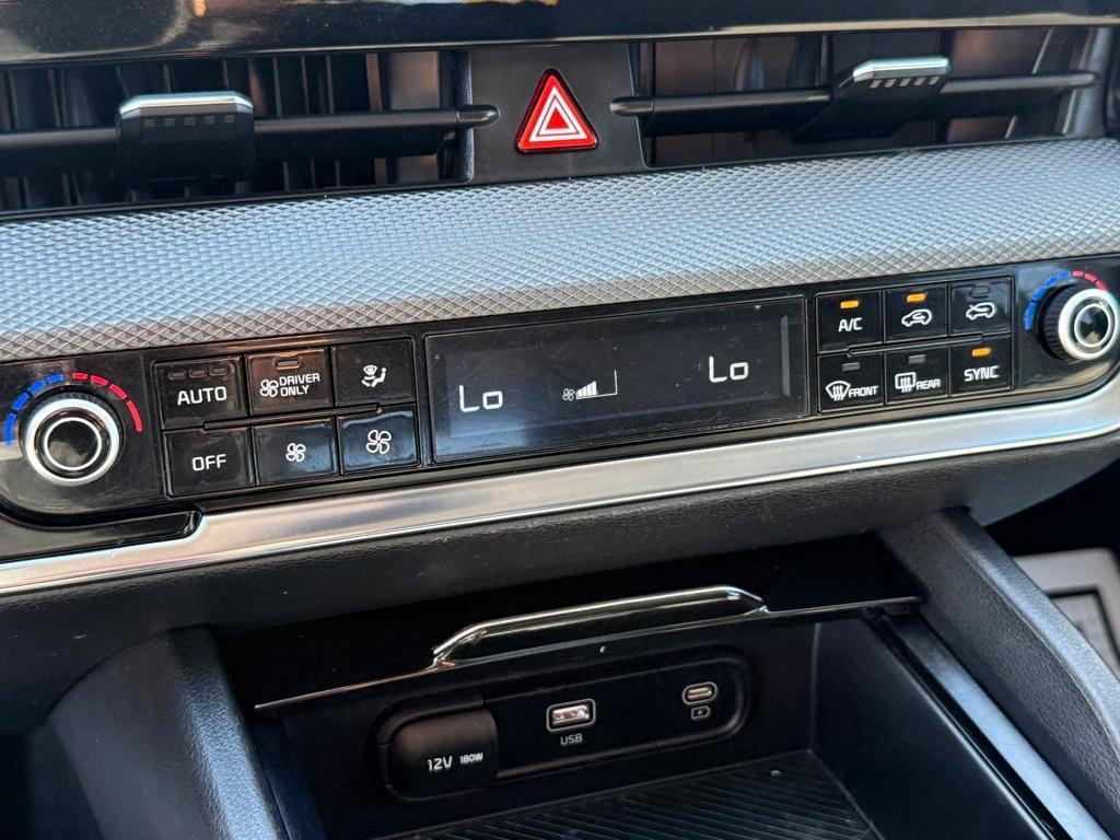 used 2023 Kia Sportage Hybrid car, priced at $24,995