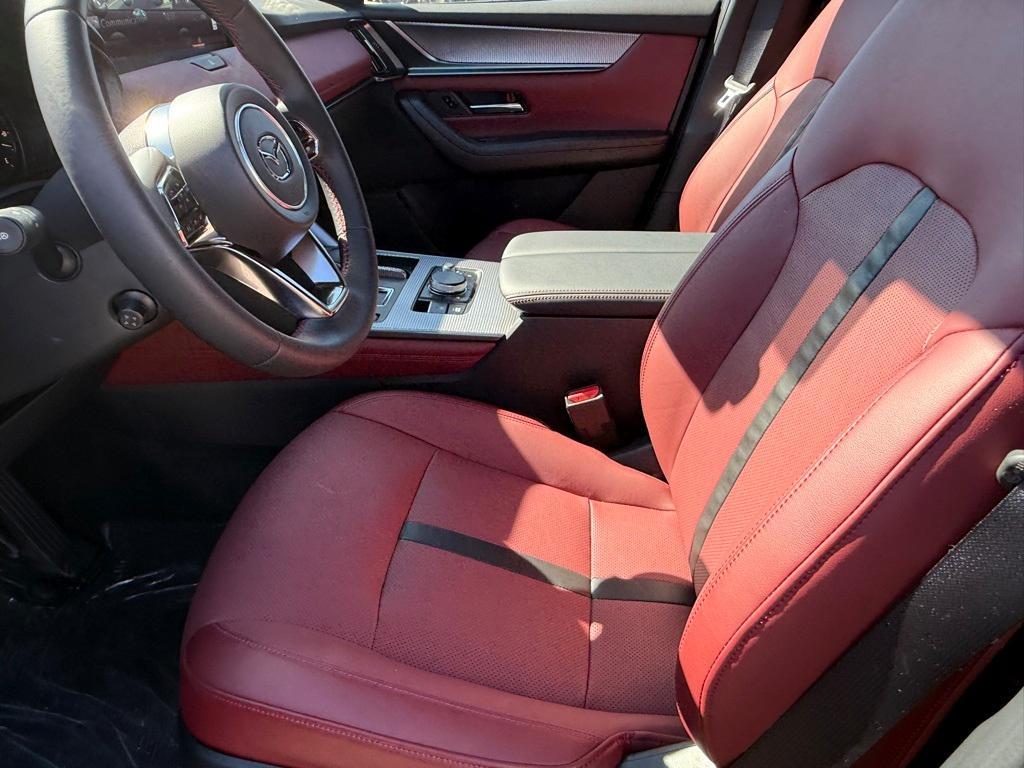 new 2025 Mazda CX-70 car, priced at $53,204
