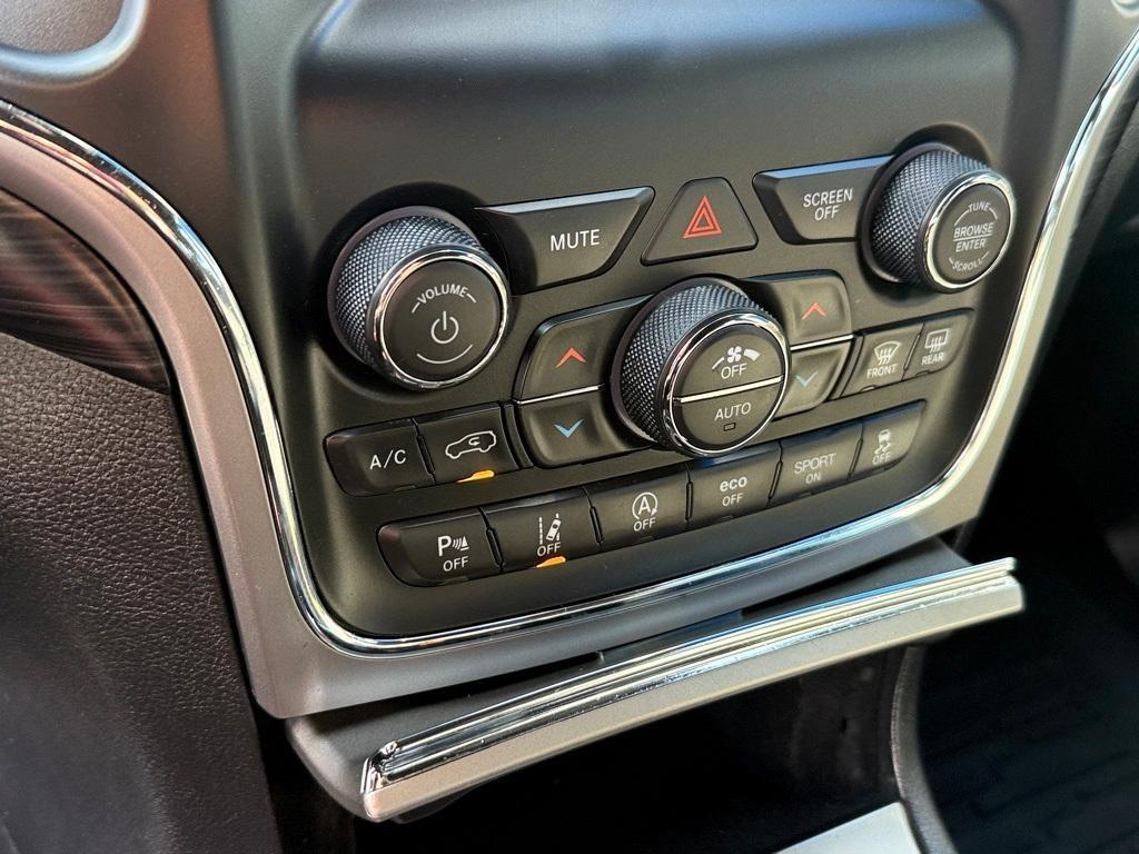 used 2021 Jeep Grand Cherokee car, priced at $27,995