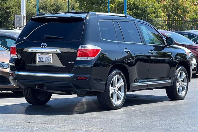 used 2013 Toyota Highlander car, priced at $17,991