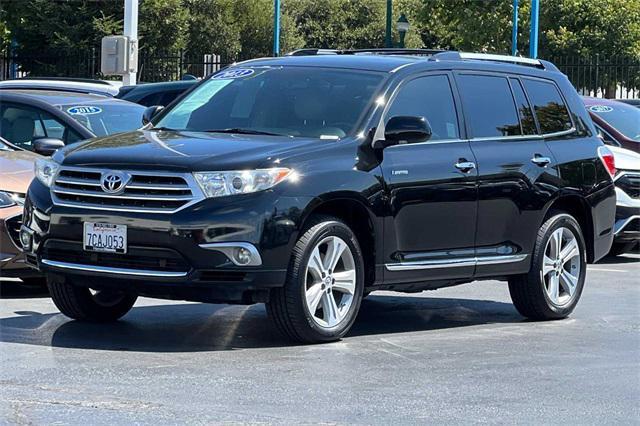 used 2013 Toyota Highlander car, priced at $17,991