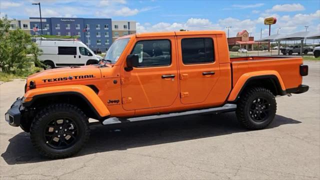 new 2025 Jeep Gladiator car, priced at $49,250