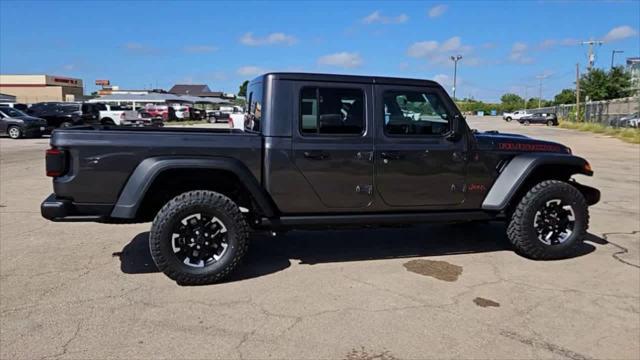new 2025 Jeep Gladiator car, priced at $59,690