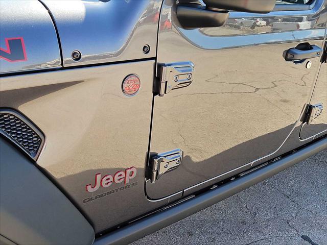 new 2025 Jeep Gladiator car, priced at $59,690