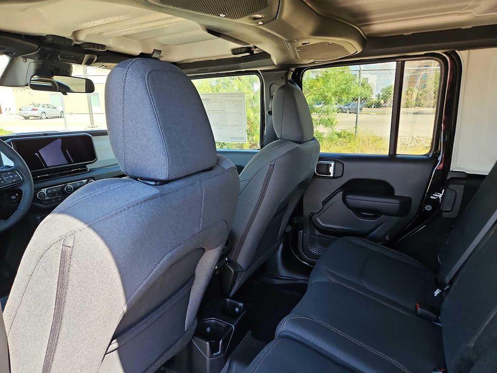 new 2025 Jeep Wrangler car, priced at $43,345