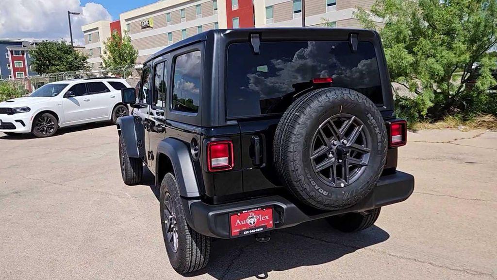 new 2025 Jeep Wrangler car, priced at $43,345