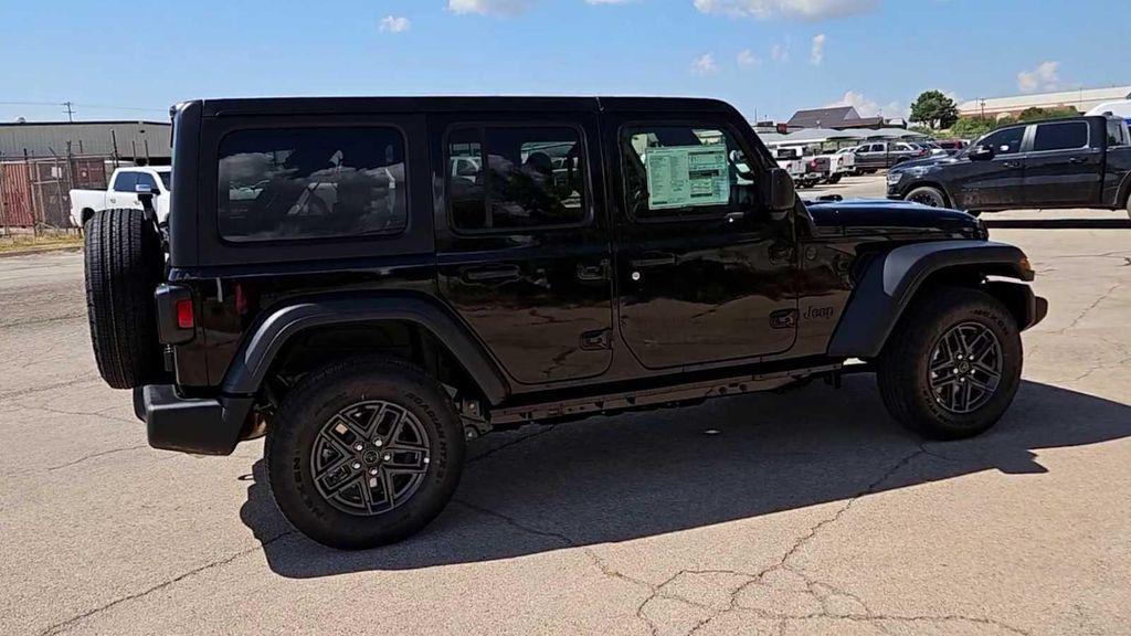 new 2025 Jeep Wrangler car, priced at $43,345
