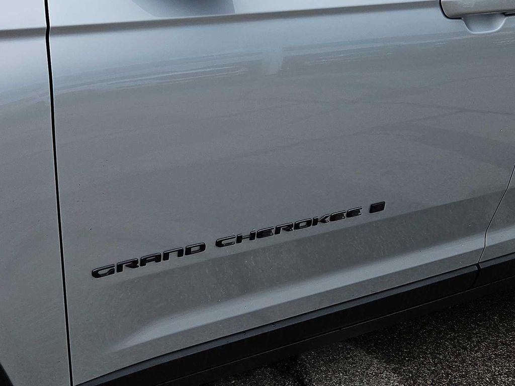 used 2024 Jeep Grand Cherokee L car, priced at $31,651