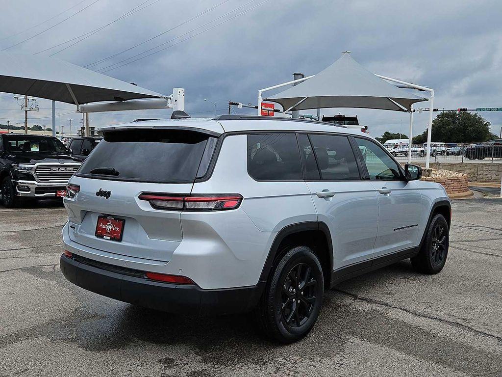 used 2024 Jeep Grand Cherokee L car, priced at $31,651