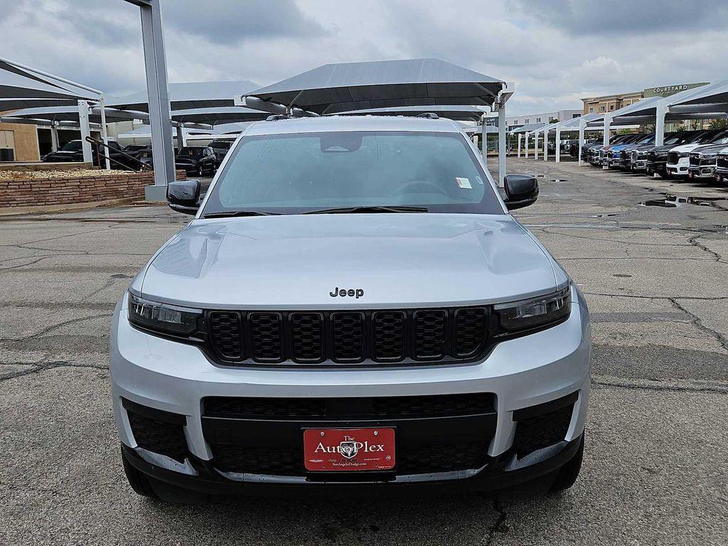 used 2024 Jeep Grand Cherokee L car, priced at $31,651