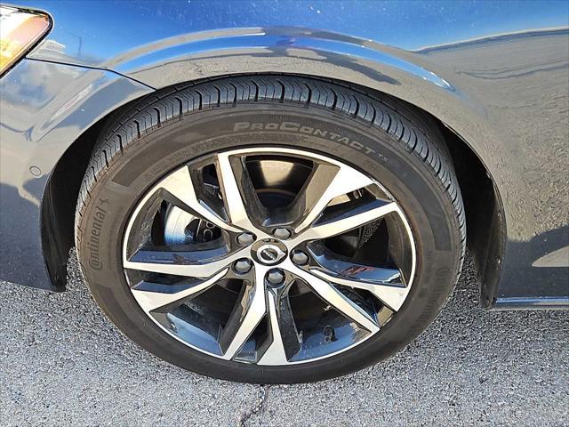 used 2024 Volvo S60 car, priced at $30,702