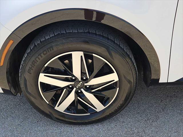 used 2022 Kia Sorento car, priced at $26,908