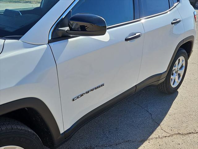 new 2025 Jeep Compass car, priced at $27,495