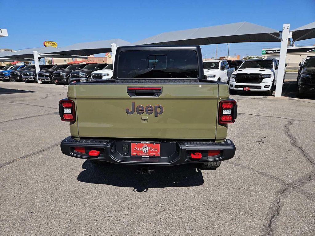 new 2025 Jeep Gladiator car, priced at $52,095
