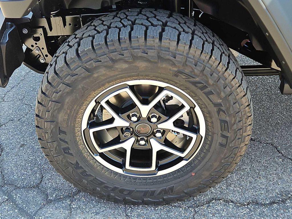 new 2025 Jeep Gladiator car, priced at $52,095