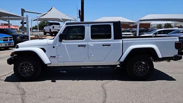 new 2024 Jeep Gladiator car, priced at $52,455