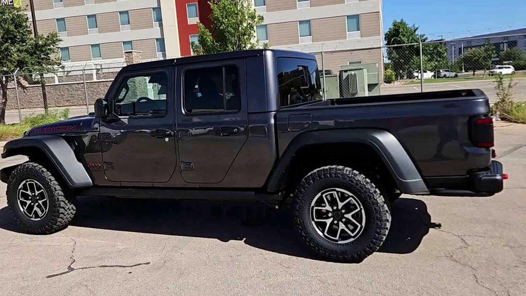new 2025 Jeep Gladiator car, priced at $58,595