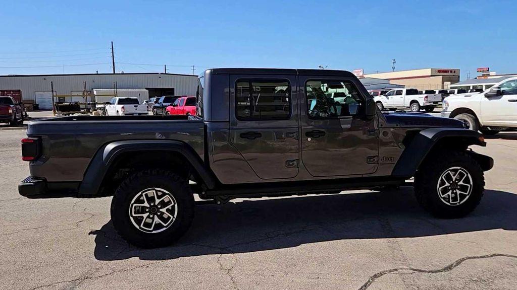 new 2025 Jeep Gladiator car, priced at $58,595