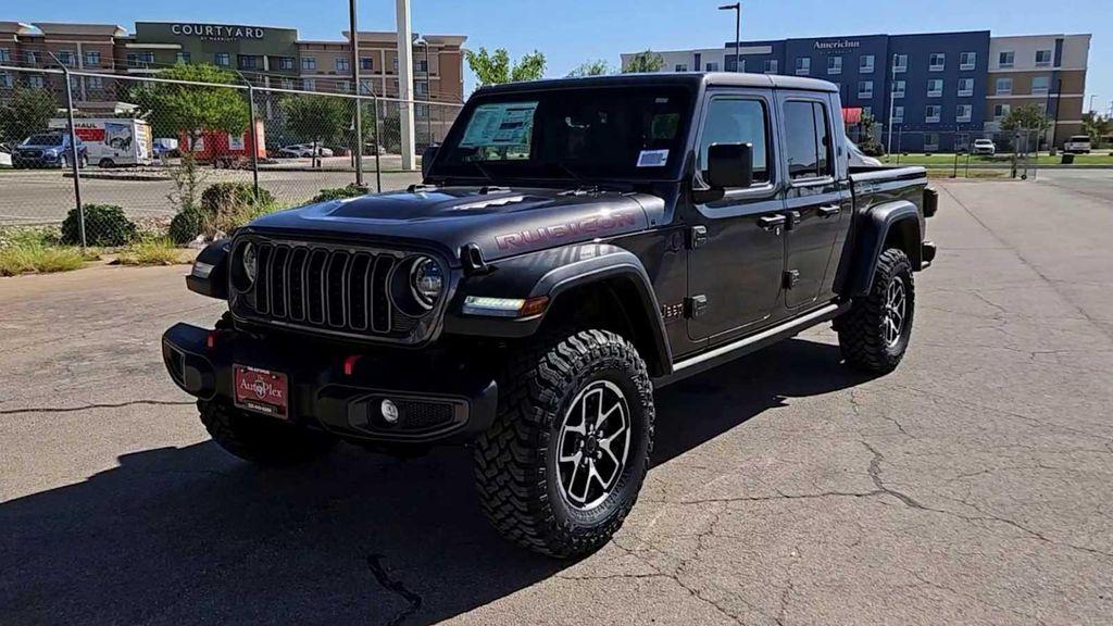 new 2025 Jeep Gladiator car, priced at $58,595