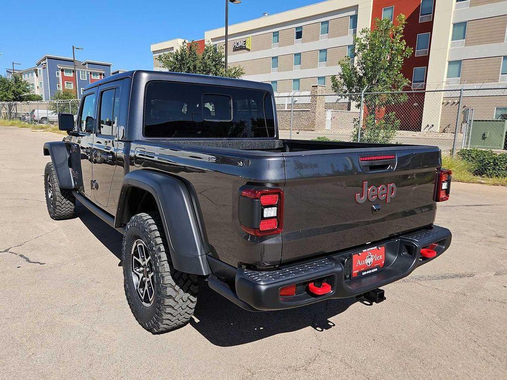 new 2025 Jeep Gladiator car, priced at $58,595