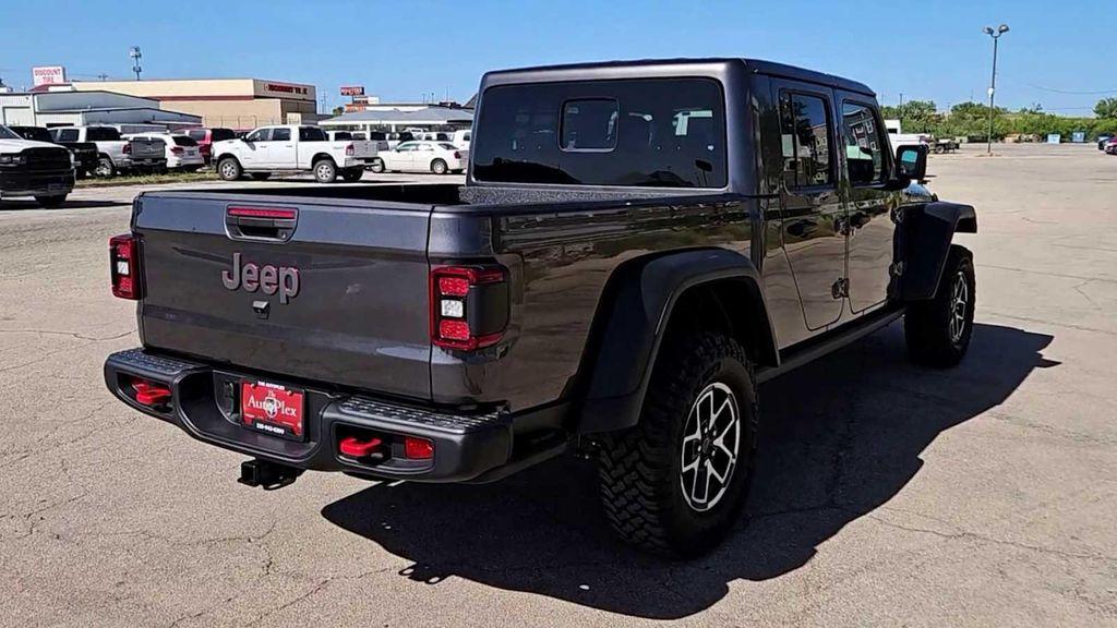 new 2025 Jeep Gladiator car, priced at $58,595