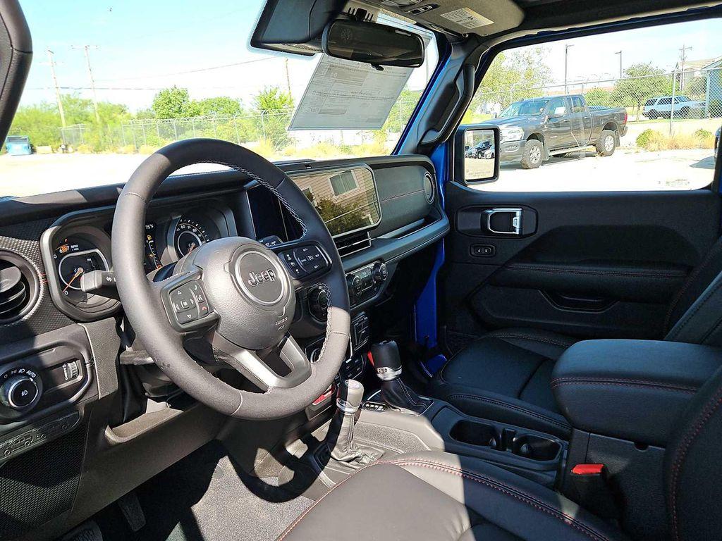 new 2025 Jeep Wrangler car, priced at $57,085