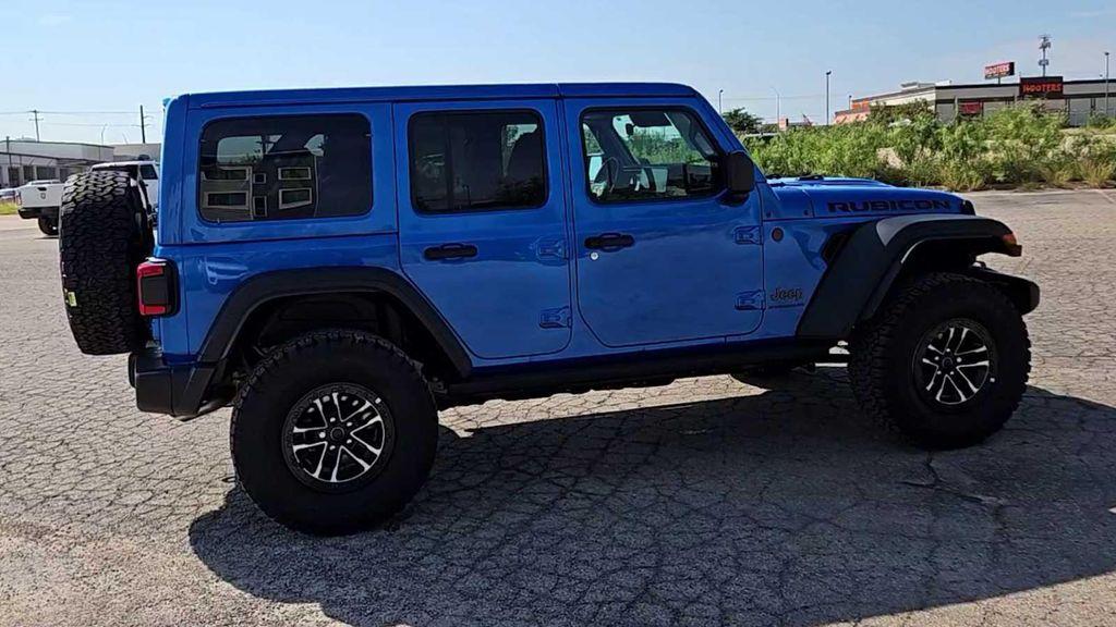 new 2025 Jeep Wrangler car, priced at $57,085