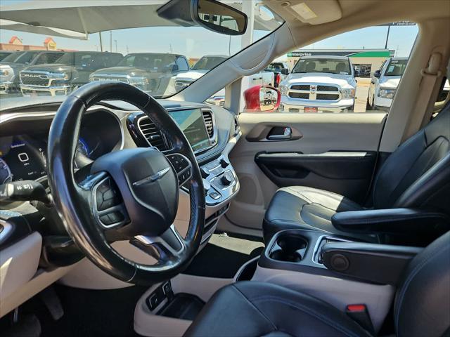 used 2021 Chrysler Pacifica car
