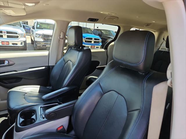 used 2021 Chrysler Pacifica car
