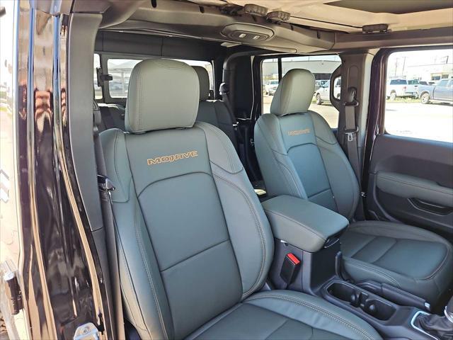 new 2025 Jeep Gladiator car, priced at $60,025