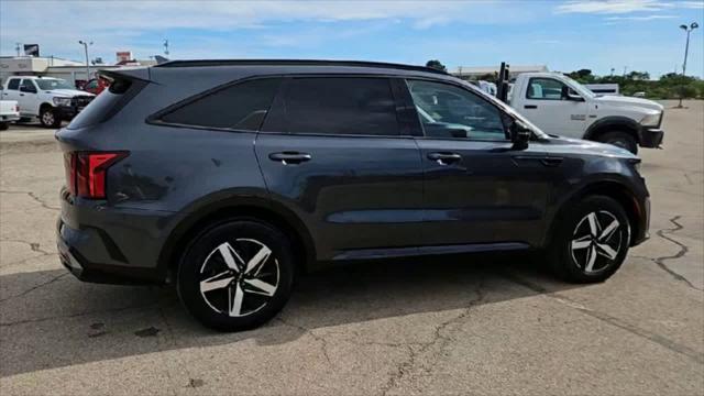 used 2022 Kia Sorento car, priced at $28,188