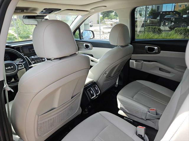 used 2022 Kia Sorento car, priced at $28,188
