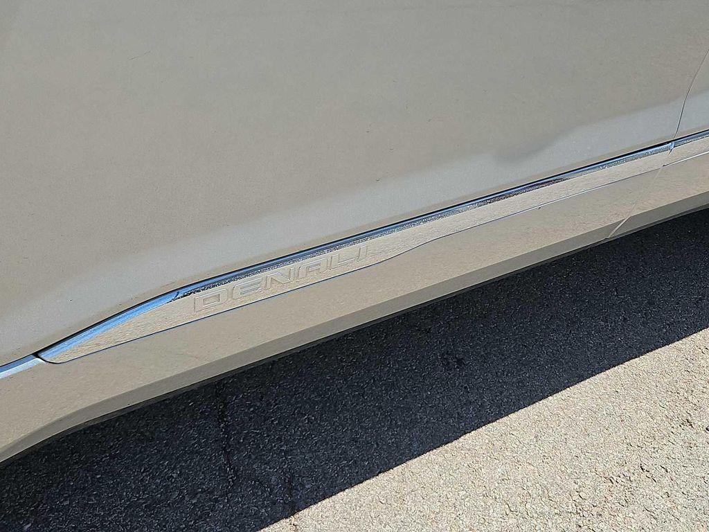 used 2019 GMC Acadia car, priced at $23,999