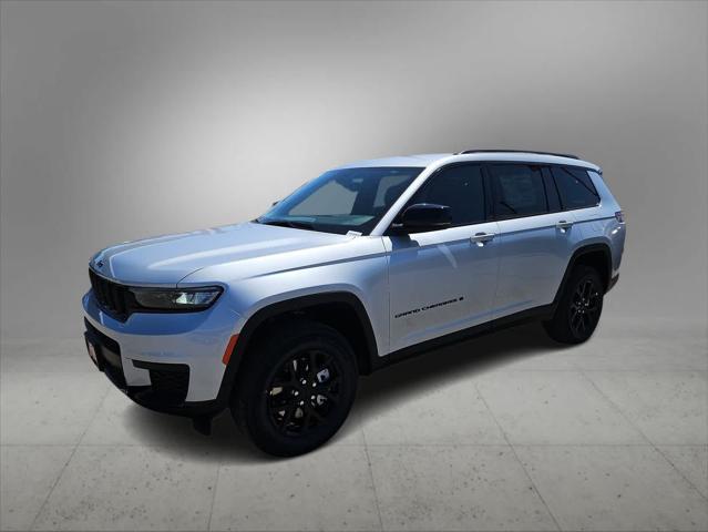 new 2024 Jeep Grand Cherokee L car, priced at $46,025