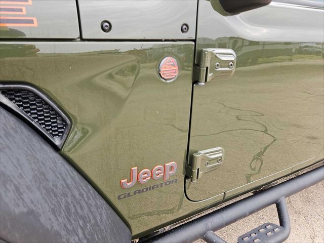 used 2021 Jeep Gladiator car, priced at $37,204