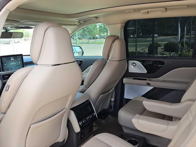 used 2022 Lincoln Aviator car, priced at $41,268