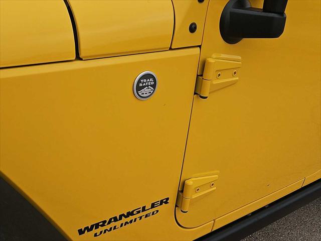 used 2015 Jeep Wrangler Unlimited car, priced at $25,987