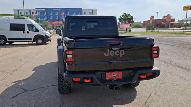 new 2025 Jeep Gladiator car, priced at $60,665