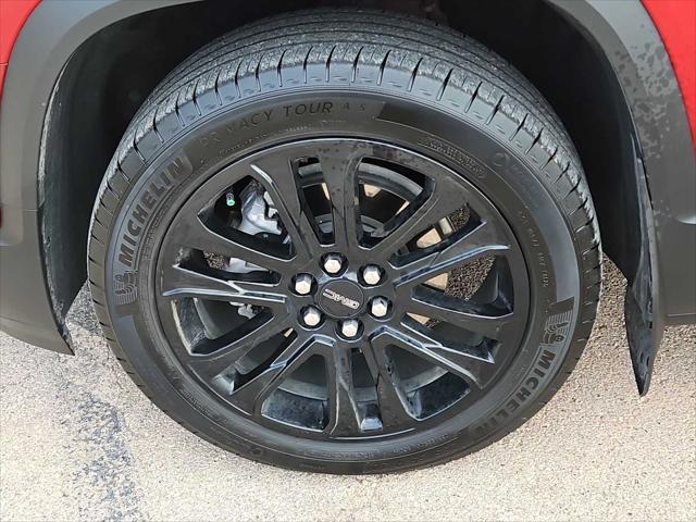 used 2023 GMC Acadia car, priced at $31,255