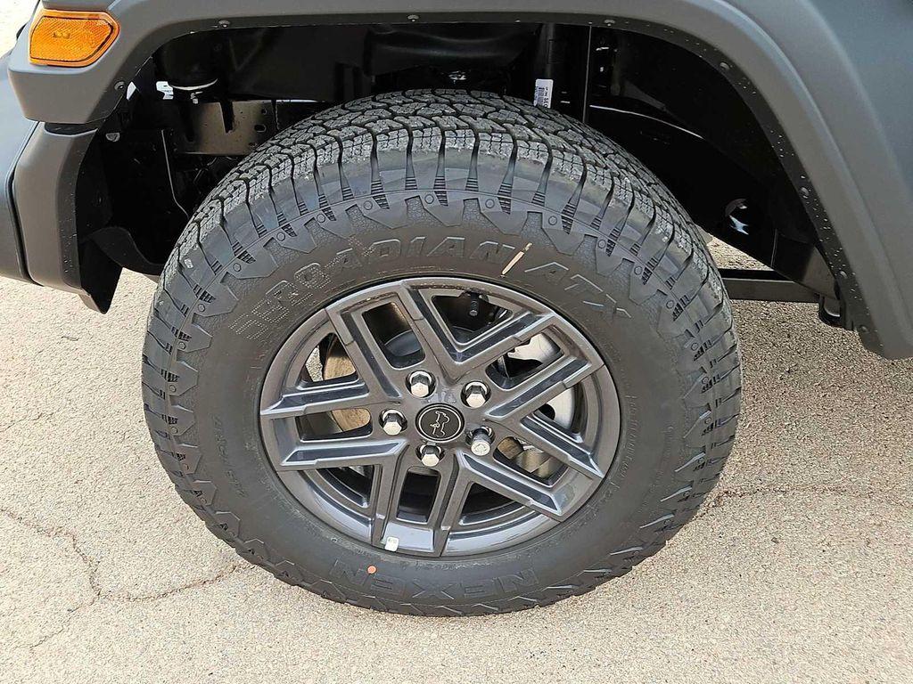 new 2025 Jeep Wrangler car, priced at $50,340