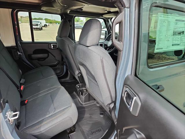new 2025 Jeep Wrangler car, priced at $51,840