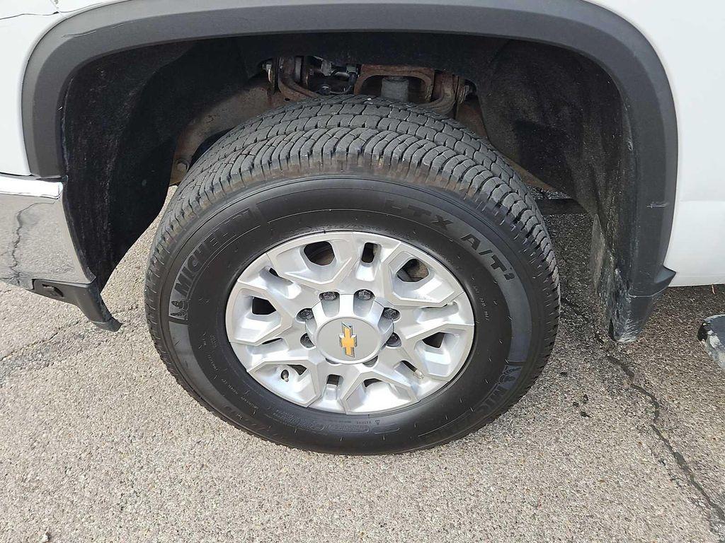 used 2021 Chevrolet Silverado 2500 car, priced at $43,287