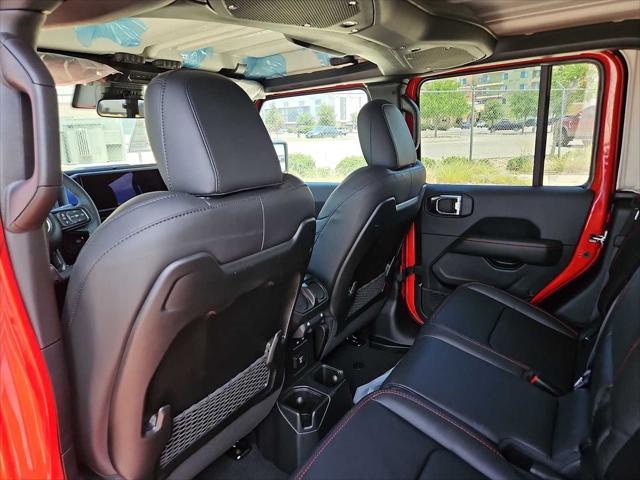 new 2025 Jeep Gladiator car, priced at $59,690
